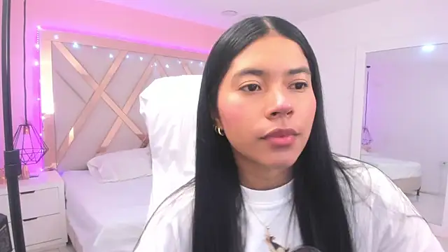 samantaa shy online show from February 7, 2026, 3:03 am