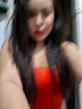 juliaYalla online show from September 21, 2025, 6:07 am