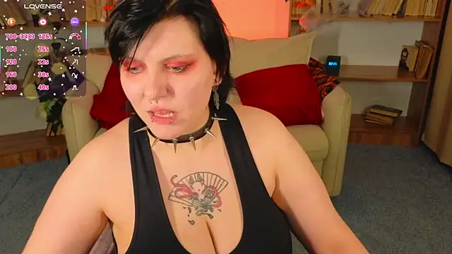 bluelunaray online show from October 27, 2025, 11:00 am