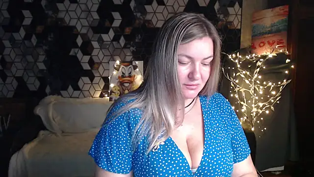 Snapshot of NikaSkylink chatting on February 20, 2026, 8:11 pm NikaSkylink online show from February 20, 2026, 8:11 pm