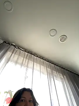 Snapshot of Liza_Will chatting on September 19, 2025, 5:33 am Liza Will online show from September 19, 2025, 5:33 am