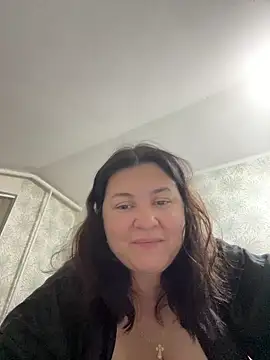 Liza Will online show from October 18, 2025, 9:39 pm