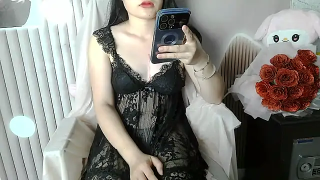 Emachiii online show from November 17, 2025, 12:20 pm