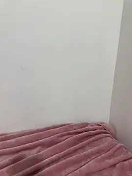 YourSlutBoySl online show from December 3, 2025, 9:09 am