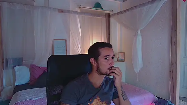 Laila asher online show from September 13, 2025, 7:14 pm