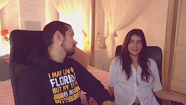 Laila asher online show from October 18, 2025, 3:19 am