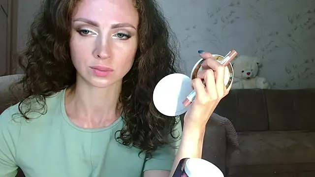 Amber Carrol online show from July 15, 2026, 4:14 pm