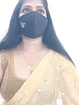 shivani27 online show from April 10, 2026, 4:14 pm