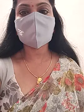 shivani27 online show from December 5, 2025, 8:02 am