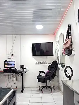 translatina777 online show from September 21, 2025, 10:37 pm