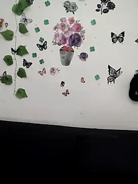 AntonelaMorriz online show from March 25, 2026, 7:52 am