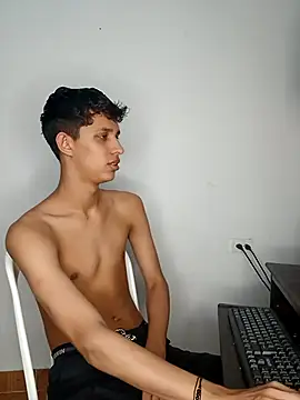 Allnei online show from March 31, 2026, 9:06 pm