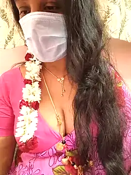 Snapshot of sana-99 chatting on February 12, 2026, 2:22 am sana-99 online show from February 12, 2026, 2:22 am