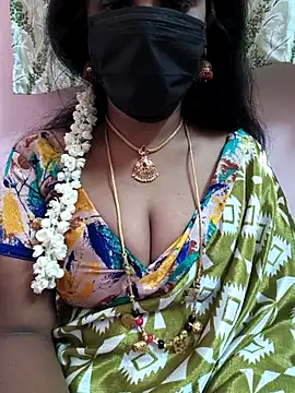 Snapshot of sana-99 chatting on February 18, 2026, 2:42 am sana-99 online show from February 18, 2026, 2:42 am