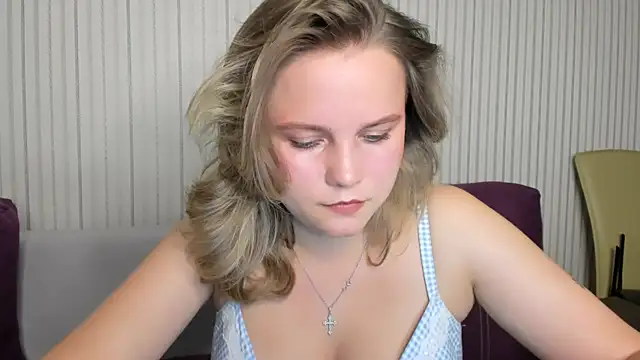 Snapshot of milalapka chatting on September 22, 2025, 7:53 pm milalapka online show from September 22, 2025, 7:53 pm