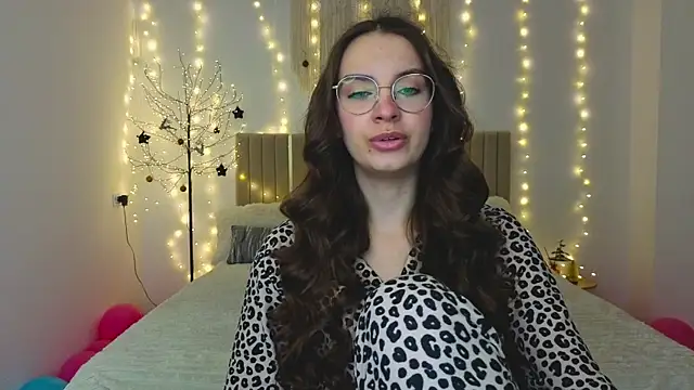 Real cutie1 online show from January 10, 2026, 2:01 pm