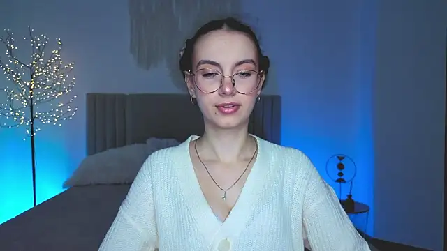 Real cutie1 online show from March 23, 2026, 2:50 pm