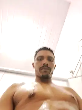 macanicoqqqqqq online show from October 7, 2025, 10:44 pm