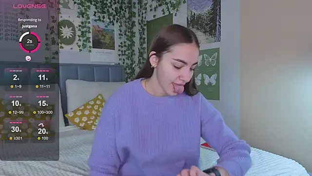 Ashley Pierce online show from September 26, 2025, 4:08 am