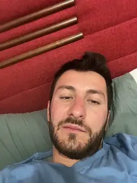 emredenizz07 online show from October 7, 2025, 2:56 am