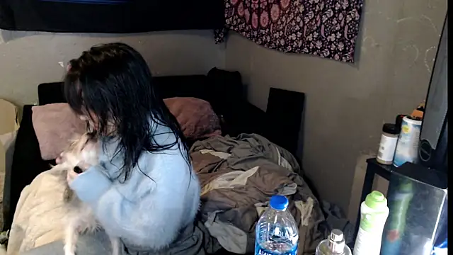 Snapshot of London_Ray chatting on November 10, 2025, 7:57 am London Ray online show from November 10, 2025, 7:57 am