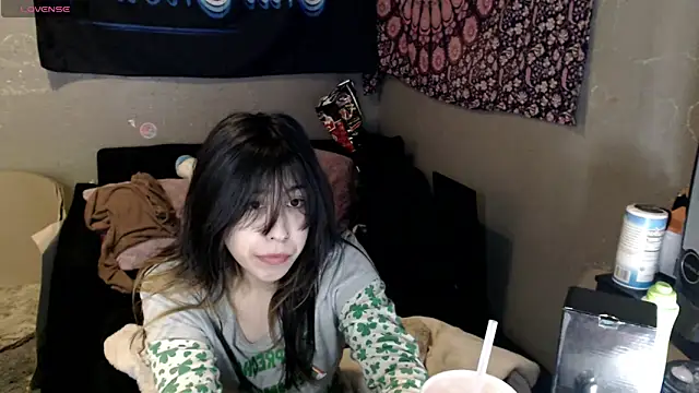 Snapshot of London_Ray chatting on November 3, 2025, 4:07 am London Ray online show from November 3, 2025, 4:07 am