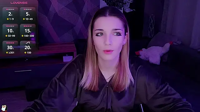 Sandy Belle online show from November 9, 2025, 4:33 pm