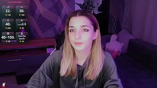 Sandy Belle online show from November 20, 2025, 7:47 pm