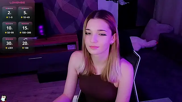 Sandy Belle online show from October 4, 2025, 7:15 pm