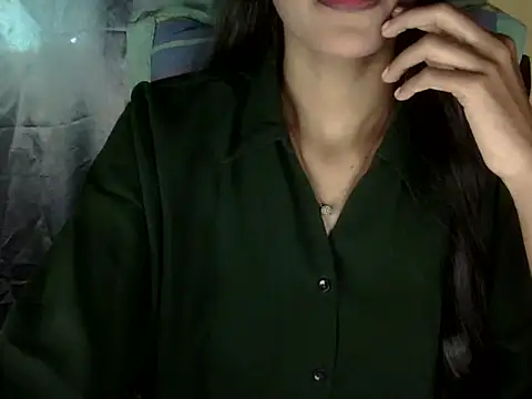 zara Khan0 online show from October 26, 2025, 4:13 am