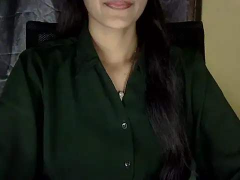 zara Khan0 online show from November 14, 2025, 2:21 pm