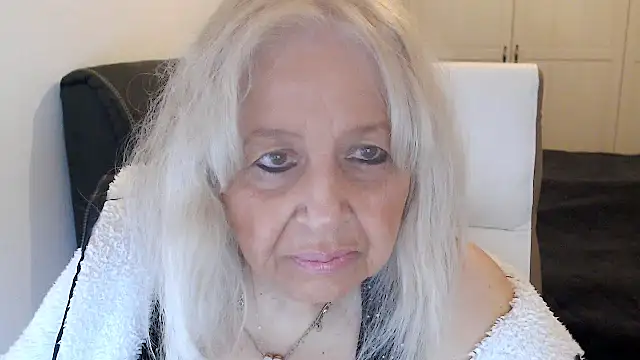 SusiLifeXXX online show from February 15, 2026, 7:02 pm