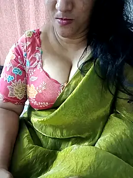 Swetyhoney online show from October 9, 2025, 4:07 pm