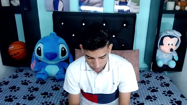 x oliver x online show from September 19, 2025, 4:05 am