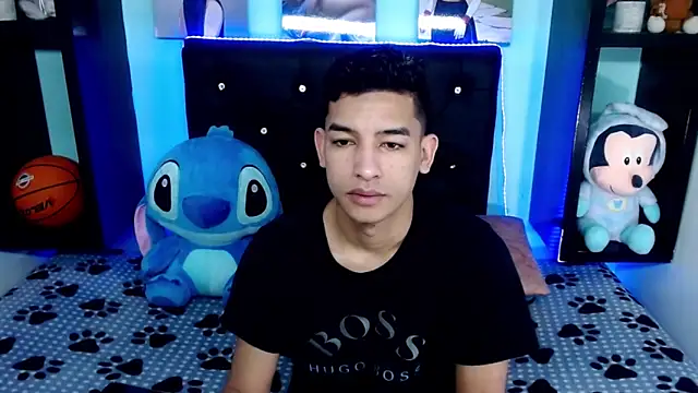 x oliver x online show from September 21, 2025, 4:28 am