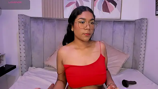 Seshat Hitt online show from September 19, 2025, 2:59 am