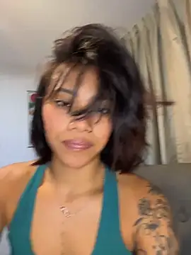Nia Desire online show from June 17, 2026, 7:19 am