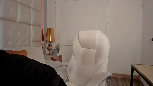 dark sun302 online show from September 18, 2025, 9:18 pm