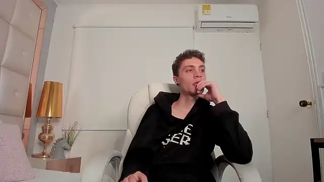 dark sun302 online show from September 20, 2025, 9:20 pm