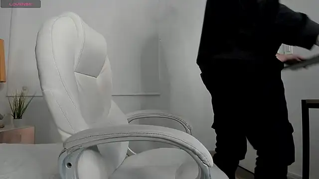 dark sun302 online show from September 22, 2025, 9:54 pm