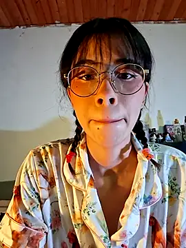 Snapshot of dolliette24 chatting on July 13, 2026, 5:29 am dolliette24 online show from July 13, 2026, 5:29 am