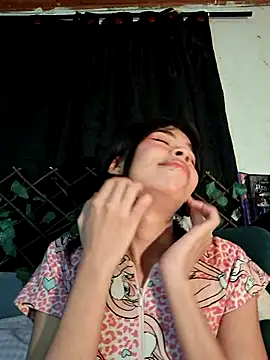 Snapshot of dolliette24 chatting on August 1, 2026, 6:22 am dolliette24 online show from August 1, 2026, 6:22 am