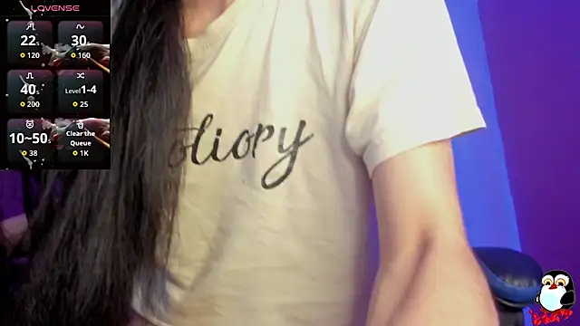 Snapshot of CLAIRE_EMPIRE chatting on June 5, 2026, 8:03 pm CLAIRE EMPIRE online show from June 5, 2026, 8:03 pm