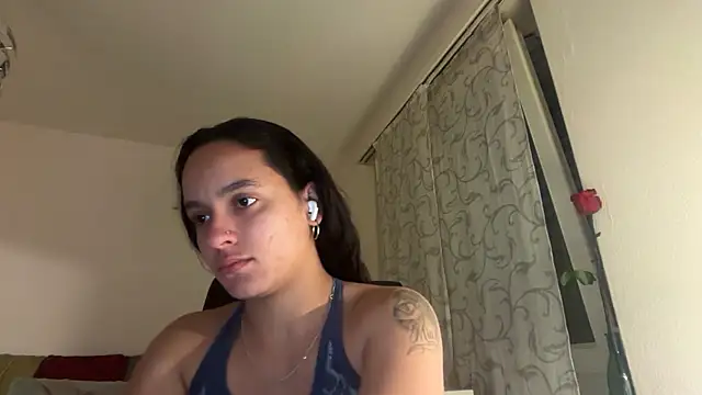 Maia Park online show from April 18, 2026, 10:21 pm