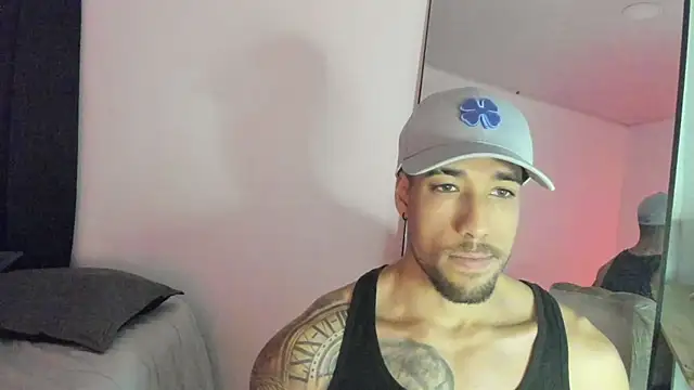 ThiagoLugo online show from October 23, 2025, 5:28 am