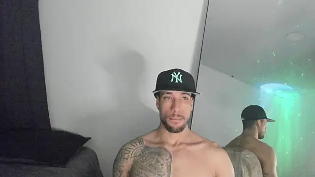 ThiagoLugo online show from February 28, 2026, 3:17 am