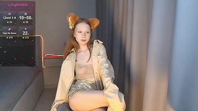 FoxyMira online show from January 15, 2026, 2:09 pm