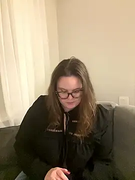 MariaMirabella online show from January 5, 2026, 8:23 pm