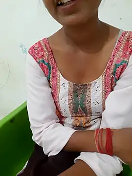 AnkitaDevi online show from May 21, 2026, 3:37 am