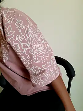 Snapshot of AnkitaDevi chatting on June 18, 2026, 4:11 am AnkitaDevi online show from June 18, 2026, 4:11 am